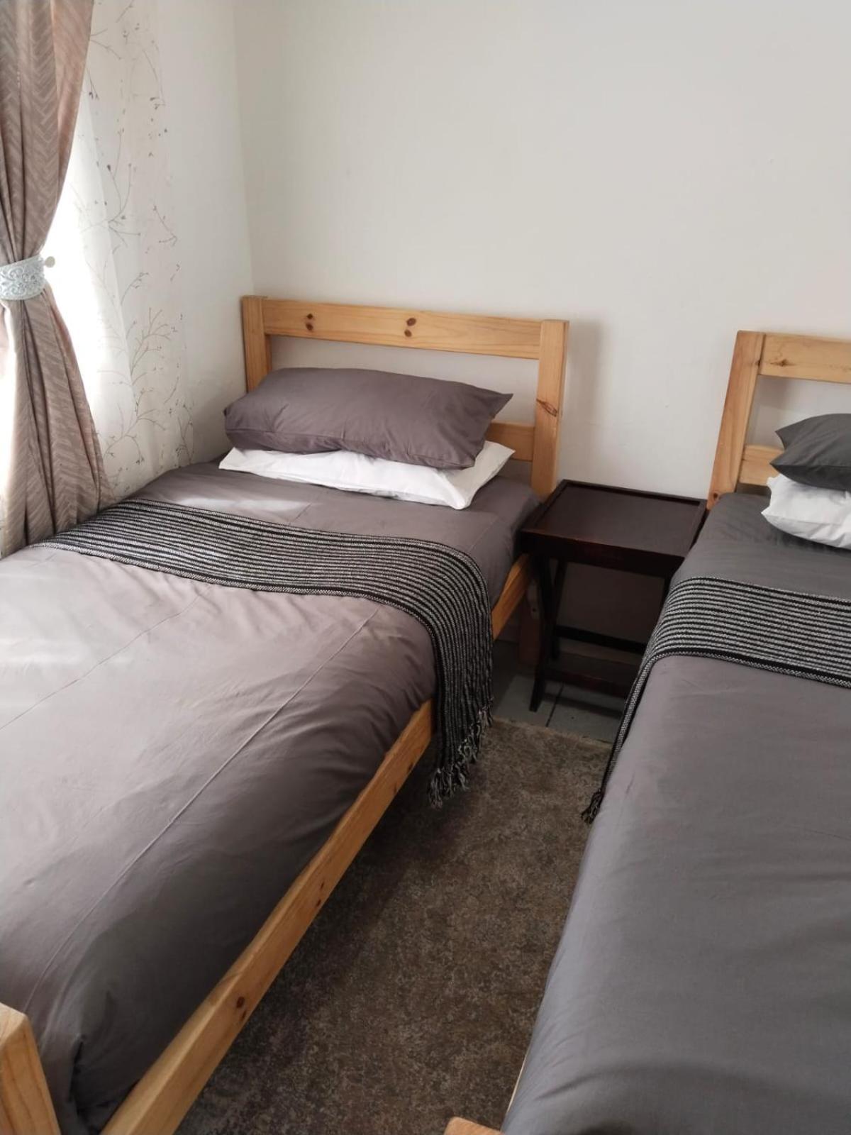 Oak Gardens Bed And Breakfast Нюкасъл Екстериор снимка