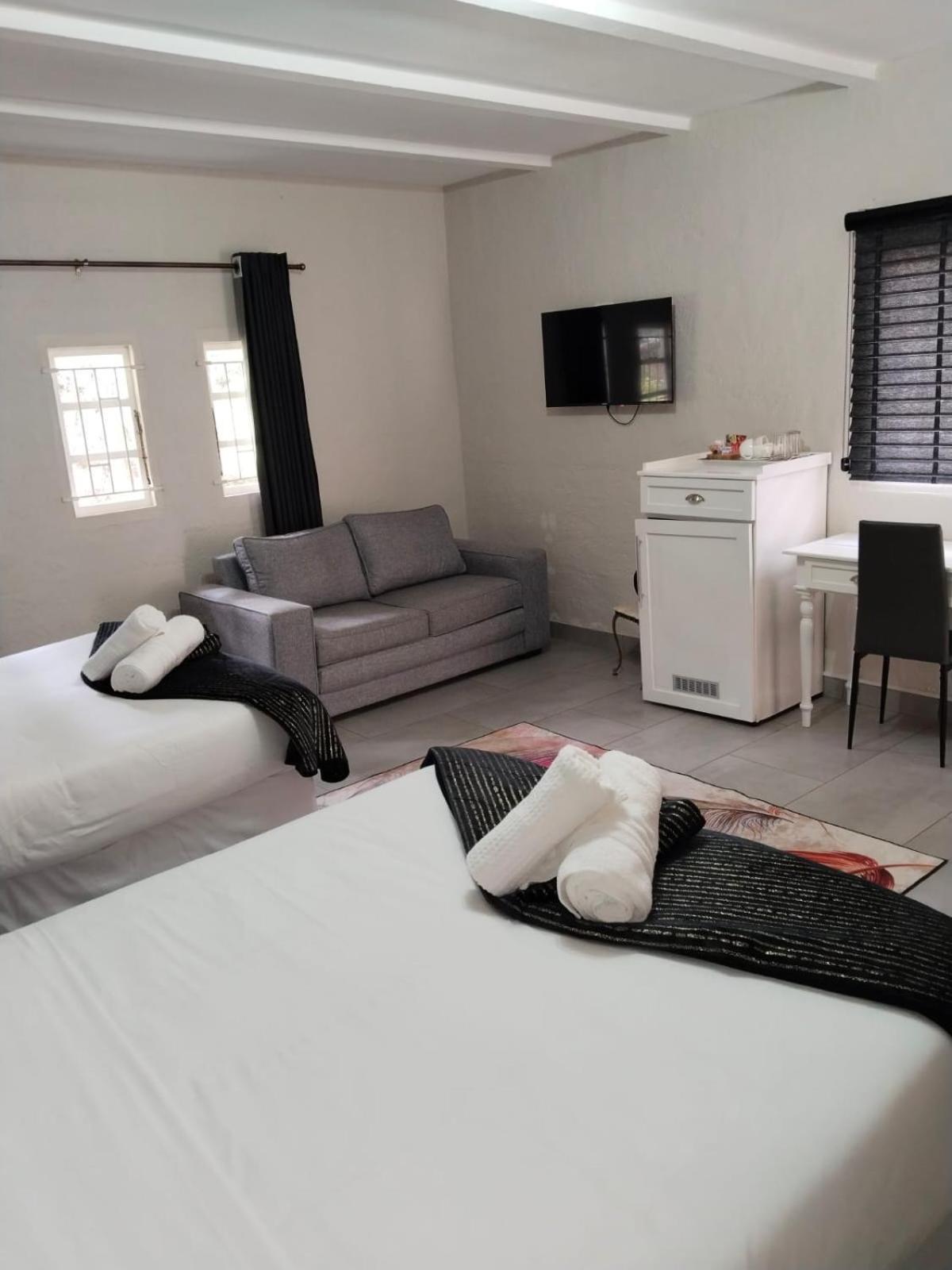 Oak Gardens Bed And Breakfast Нюкасъл Екстериор снимка